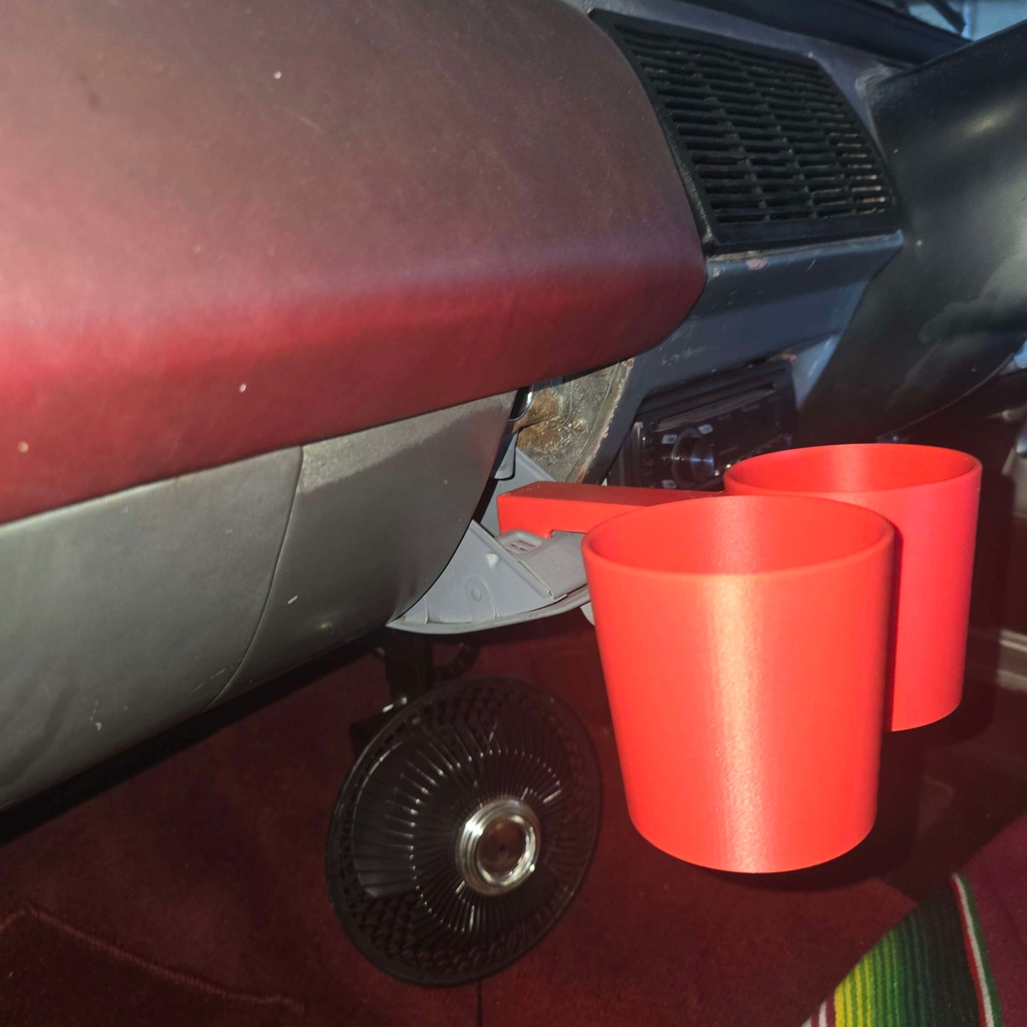 Valiant R&S Series Cup Holder